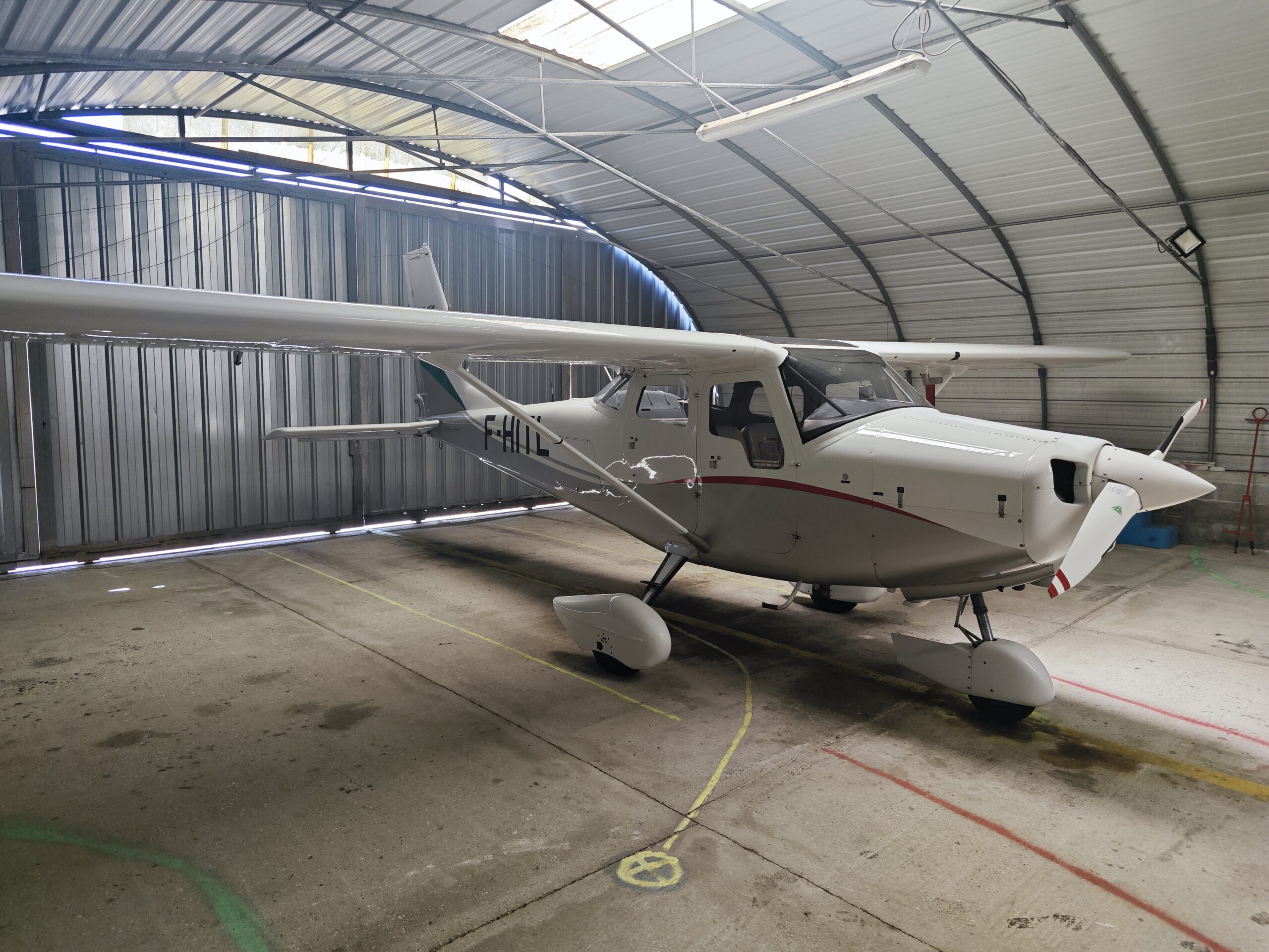 Vulcanair V1.0